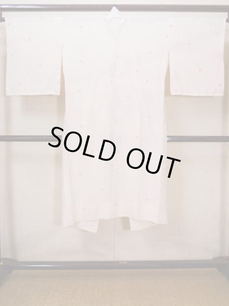 画像2: H1117T じゅばん 女性用着物  シルク(正絹) 淡い 白みのある ピンク, 鈴 【中古】 【USED】 【リサイクル】 ★★★★☆ (2)