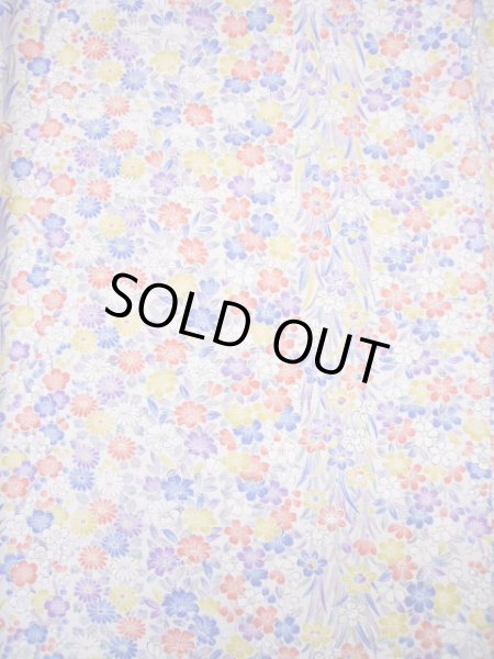 画像3: H1201U 小紋 女性用着物  化繊   白, 菊 【中古】 【USED】 【リサイクル】 ★★★★☆ (3)