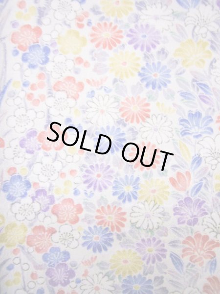 画像8: H1201U 小紋 女性用着物  化繊   白, 菊 【中古】 【USED】 【リサイクル】 ★★★★☆ (8)