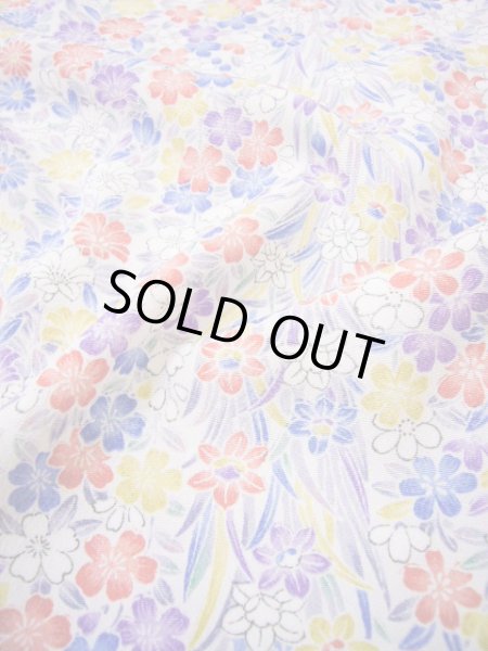 画像10: H1201U 小紋 女性用着物  化繊   白, 菊 【中古】 【USED】 【リサイクル】 ★★★★☆ (10)