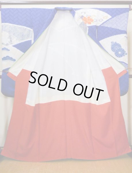 画像4: I0107L 振袖 女性用着物  シルク（正絹）   青, 花 シャイニーな【中古】 【USED】 【リサイクル】 ★★★★☆ (4)