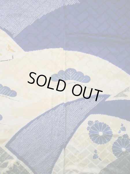 画像8: I0107L 振袖 女性用着物  シルク（正絹）   青, 花 シャイニーな【中古】 【USED】 【リサイクル】 ★★★★☆ (8)