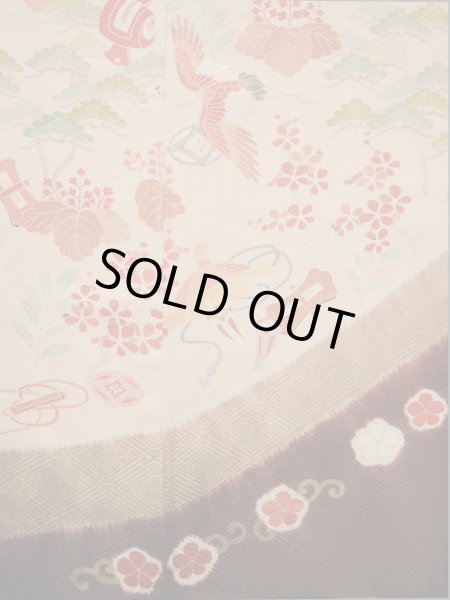 画像7: I0207H 振袖 女性用着物 取方小袖小宝 シルク（正絹）  淡い ピンク, 宝づくし 茶色がかった【中古】 【USED】 【リサイクル】 ★★★★☆ (7)