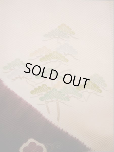 画像12: I0207H 振袖 女性用着物 取方小袖小宝 シルク（正絹）  淡い ピンク, 宝づくし 茶色がかった【中古】 【USED】 【リサイクル】 ★★★★☆ (12)