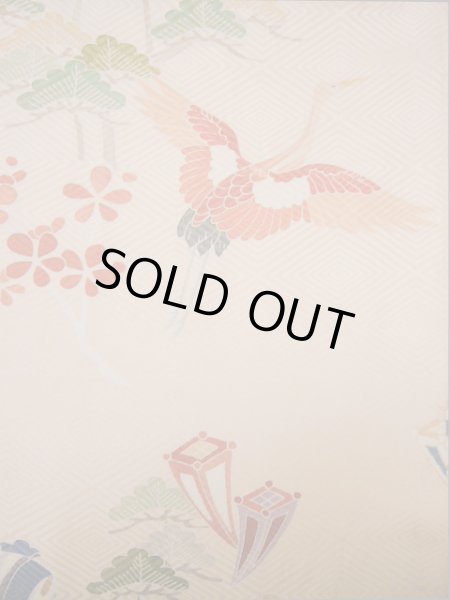 画像22: I0207H 振袖 女性用着物 取方小袖小宝 シルク（正絹）  淡い ピンク, 宝づくし 茶色がかった【中古】 【USED】 【リサイクル】 ★★★★☆ (22)