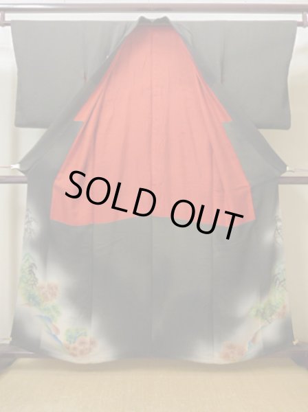 画像3: I0207J 留袖 女性用着物  シルク(正絹)   黒, 滝 【中古】 【USED】 【リサイクル】 ★★☆☆☆ (3)