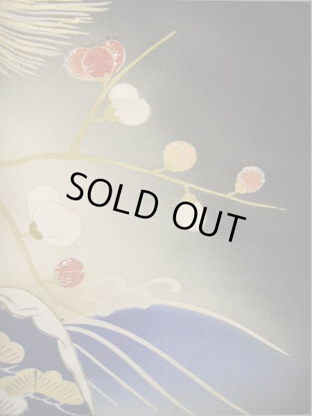 画像16: I0207M 留袖 女性用着物  シルク（正絹）   黒, 松/松葉 【中古】 【USED】 【リサイクル】 ★★☆☆☆ (16)