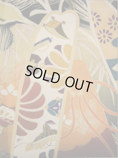 画像19: I0207M 留袖 女性用着物  シルク（正絹）   黒, 松/松葉 【中古】 【USED】 【リサイクル】 ★★☆☆☆ (19)