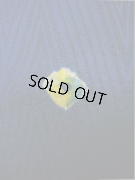 画像9: I0208S 羽織 女性用着物  シルク(正絹)   ネイビー(紺), 菱 【中古】 【USED】 【リサイクル】 ★★★☆☆ (9)