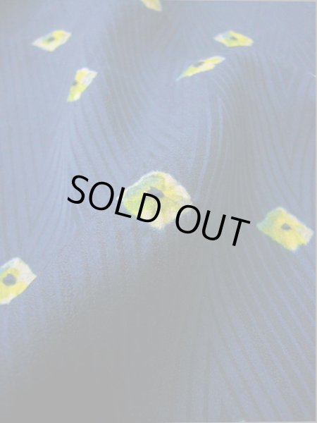 画像10: I0208S 羽織 女性用着物  シルク(正絹)   ネイビー(紺), 菱 【中古】 【USED】 【リサイクル】 ★★★☆☆ (10)