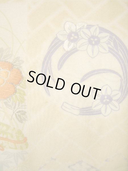 画像8: I0330B 袋帯  女性用着物 シルク(正絹)  淡い ベージュ ぼたん   芯なし【中古】 【USED】 【リサイクル】 ★★☆☆☆ (8)