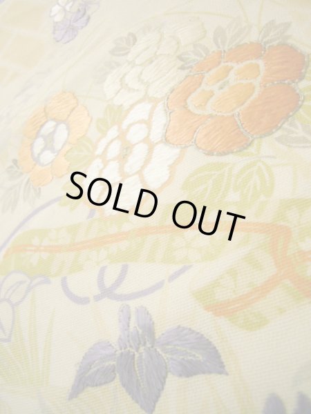 画像11: I0330B 袋帯  女性用着物 シルク(正絹)  淡い ベージュ ぼたん   芯なし【中古】 【USED】 【リサイクル】 ★★☆☆☆ (11)