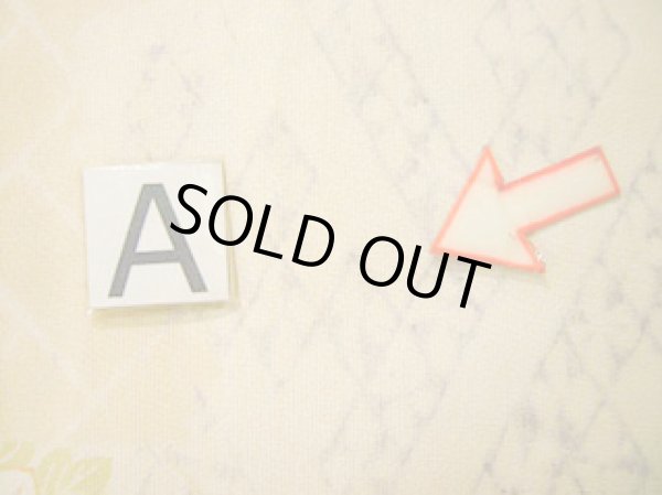 画像15: I0330B 袋帯  女性用着物 シルク(正絹)  淡い ベージュ ぼたん   芯なし【中古】 【USED】 【リサイクル】 ★★☆☆☆ (15)