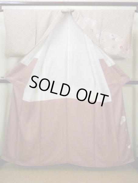 画像3: I0501J 訪問着 女性用着物  シルク（正絹） スモーキーな 薄い ローズ, 菊 【中古】 【USED】 【リサイクル】 ★★★★☆ (3)