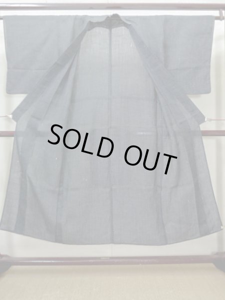 画像2: I0615X 男性用着物  シルク(正絹)  スモーキーな ネイビー(紺),  【中古】 【USED】 【リサイクル】 ★★★★☆ (2)