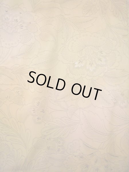 画像3: I0727T 小紋 女性用着物  化繊 シャイニーな シャーベット オレンジ, 花 【中古】 【USED】 【リサイクル】 ★★★★☆ (3)