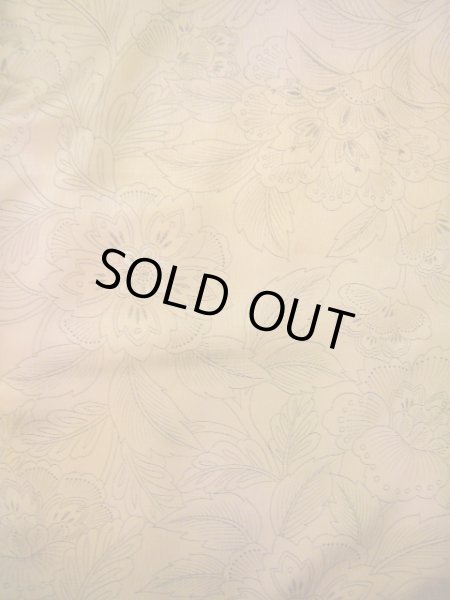 画像4: I0727T 小紋 女性用着物  化繊 シャイニーな シャーベット オレンジ, 花 【中古】 【USED】 【リサイクル】 ★★★★☆ (4)