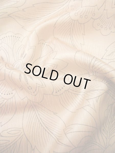 画像12: I0727T 小紋 女性用着物  化繊 シャイニーな シャーベット オレンジ, 花 【中古】 【USED】 【リサイクル】 ★★★★☆ (12)