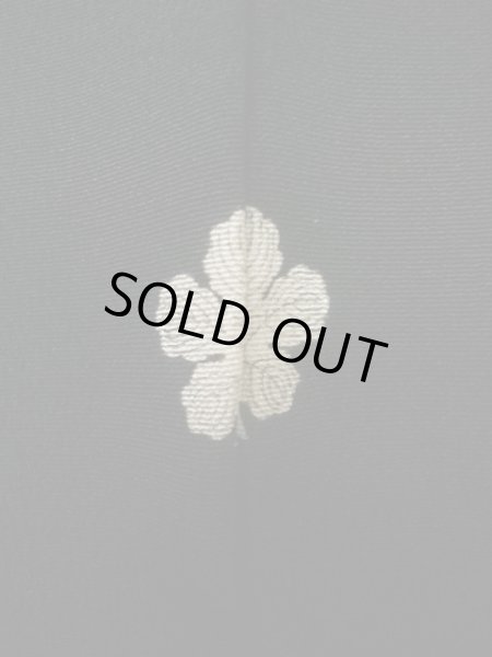 画像3: I0817Y 喪服 女性用着物 家紋：梶 シルク（正絹）   黒,  【中古】 【USED】 【リサイクル】 ★★★★☆ (3)