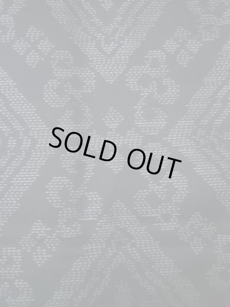 画像5: I1026D 羽織 女性用着物  シルク（正絹）  スモーキーな 黒, 菱 【中古】 【USED】 【リサイクル】 ★★★★★ (5)