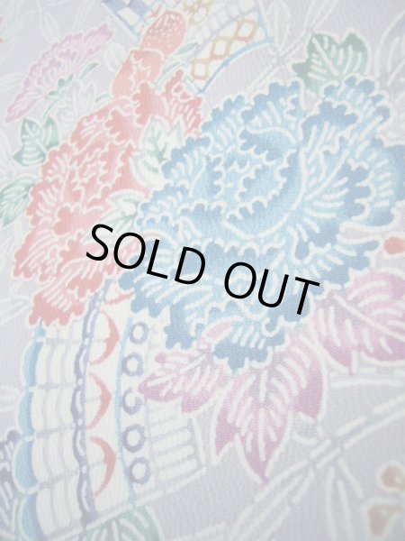 画像9: I1109H 小紋 女性用着物  シルク（正絹） 淡い グレーがかった 藤, 桜 【中古】 【USED】 【リサイクル】 ★★★★☆ (9)