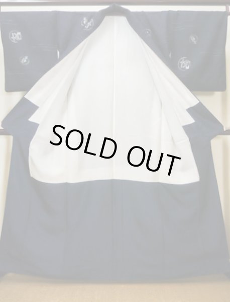 画像2: I1130S 紬 女性用着物  シルク(正絹)   ネイビー(紺), 丸 【中古】 【USED】 【リサイクル】 ★★★★☆ (2)