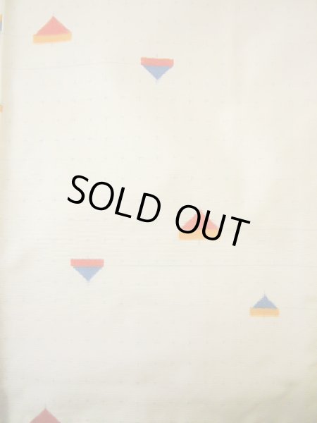 画像5: I1130V 紬 女性用着物  シルク（正絹）  クリーミーな オフ　ホワイト, 独楽 【中古】 【USED】 【リサイクル】 ★★★★☆ (5)