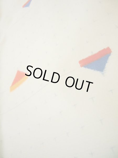 画像9: I1130V 紬 女性用着物  シルク（正絹）  クリーミーな オフ　ホワイト, 独楽 【中古】 【USED】 【リサイクル】 ★★★★☆ (9)