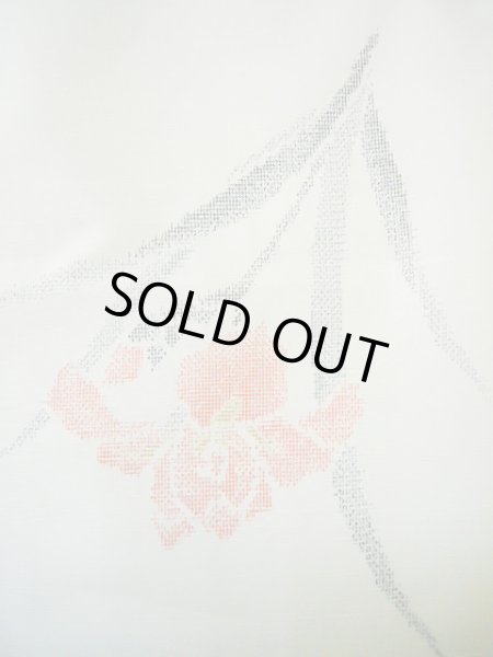 画像6: I1130W 紬 女性用着物  シルク(正絹)   オフ ホワイト, あやめ 【中古】 【USED】 【リサイクル】 ★★★★☆ (6)