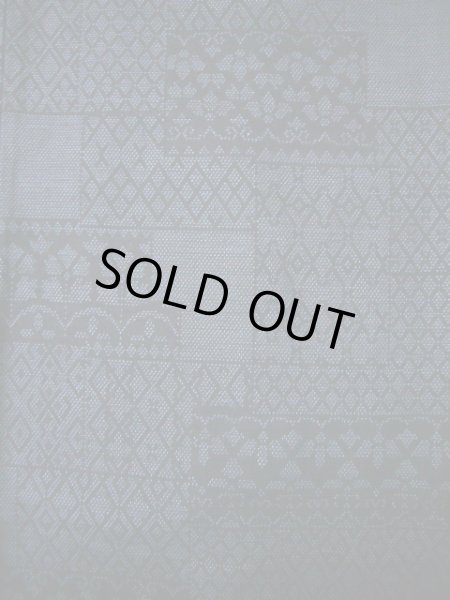 画像8: I1130X 紬 女性用着物  シルク(正絹)  スモーキーな 青, 幾何学模様 【中古】 【USED】 【リサイクル】 ★★★★☆ (8)