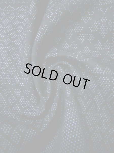 画像15: I1130X 紬 女性用着物  シルク(正絹)  スモーキーな 青, 幾何学模様 【中古】 【USED】 【リサイクル】 ★★★★☆ (15)