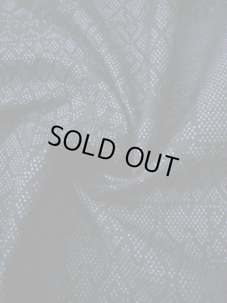 画像16: I1130X 紬 女性用着物  シルク(正絹)  スモーキーな 青, 幾何学模様 【中古】 【USED】 【リサイクル】 ★★★★☆ (16)