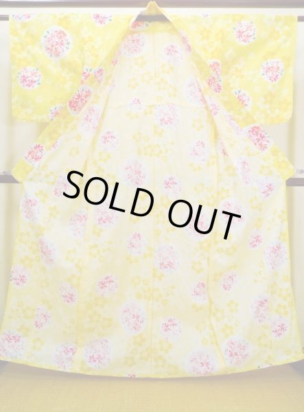 画像2: J0617K ゆかた 女性用着物  綿 薄い  イエロー(黄色), 花 【中古】 【USED】 【リサイクル】 ★★★☆☆ (2)