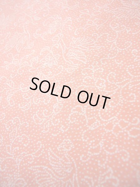 画像9: J0715P 江戸小紋 女性用着物 人間国宝/中村勇二郎 シルク（正絹） 淡い  コーラル, 唐草 【中古】 【USED】 【リサイクル】 ★★★★★ (9)