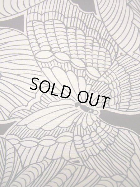 画像7: J0715Q 小紋 女性用着物  シルク（正絹） クリーミーな  オフ　ホワイト, 蝶々 【中古】 【USED】 【リサイクル】 ★★☆☆☆ (7)