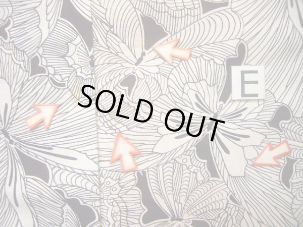 画像17: J0715Q 小紋 女性用着物  シルク（正絹） クリーミーな  オフ　ホワイト, 蝶々 【中古】 【USED】 【リサイクル】 ★★☆☆☆ (17)