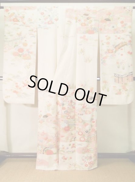 画像3: J0715S 振袖 女性用着物  シルク（正絹） 薄い  オフ　ホワイト, 花 【中古】 【USED】 【リサイクル】 ★★★☆☆ (3)