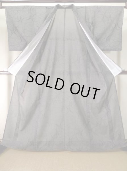 画像2: J0722E 夏物 女性用着物  シルク（正絹） ヘザー（杢）  グレー（灰色）, 抽象的模様 【中古】 【USED】 【リサイクル】 ★★★★☆ (2)