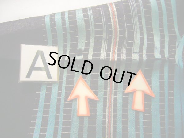 画像12: J0722J 夏物 女性用着物  シルク（正絹） ダークな  黒, 縞 【中古】 【USED】 【リサイクル】 ★☆☆☆☆ (12)