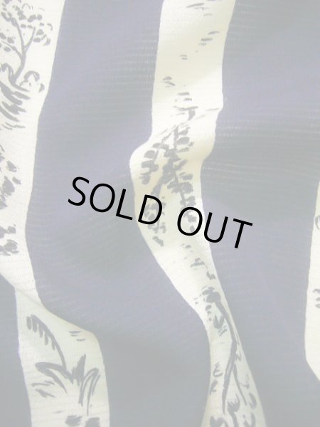 画像9: J0722N 夏物 女性用着物 絽ちりめん シルク（正絹） ダークな  紫, 花 【中古】 【USED】 【リサイクル】 ★★☆☆☆ (9)