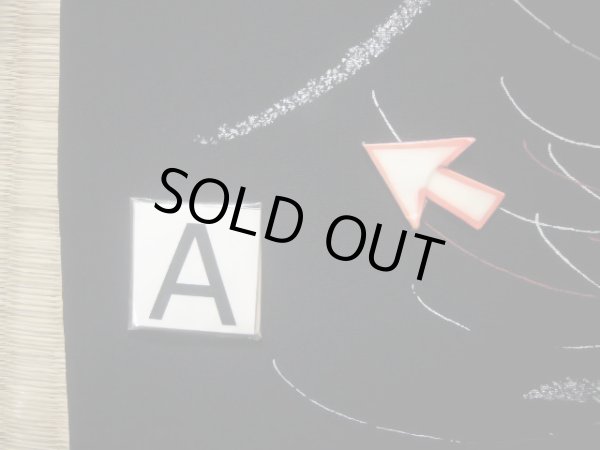 画像11: J0808C 羽織 女性用着物  シルク(正絹) ダークな  黒, 菊 【中古】 【USED】 【リサイクル】 ★★★★☆ (11)