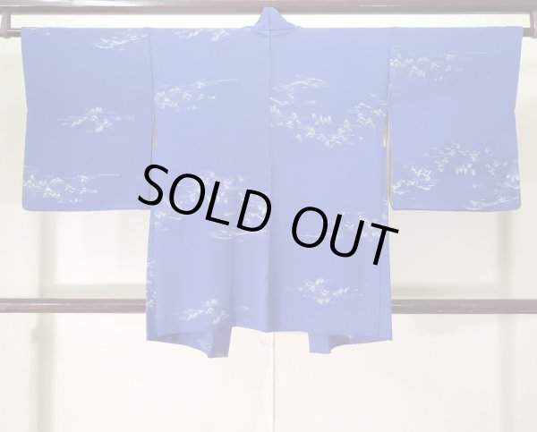 画像2: J0808O 羽織 女性用着物  シルク（正絹） 深い  青, 風景 【中古】 【USED】 【リサイクル】 ★★☆☆☆ (2)