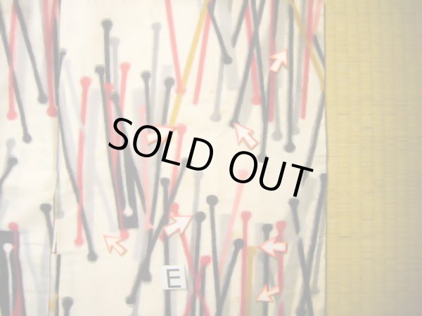 画像18: J0808V 羽織 女性用着物  シルク(正絹) クリーミーな  オフ ホワイト, 抽象的模様 【中古】 【USED】 【リサイクル】 ★☆☆☆☆ (18)