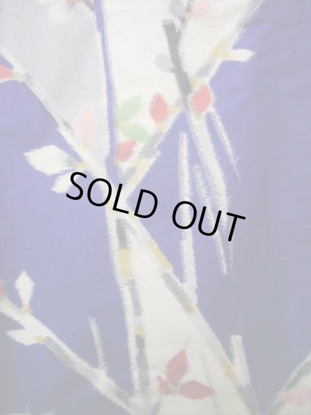 画像5: J1001J  紬 女性用着物  シルク(正絹) 深い  白, 花 【中古】 【USED】 【リサイクル】 ★★☆☆☆ (5)