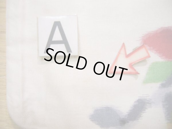 画像16: J1001J  紬 女性用着物  シルク(正絹) 深い  白, 花 【中古】 【USED】 【リサイクル】 ★★☆☆☆ (16)