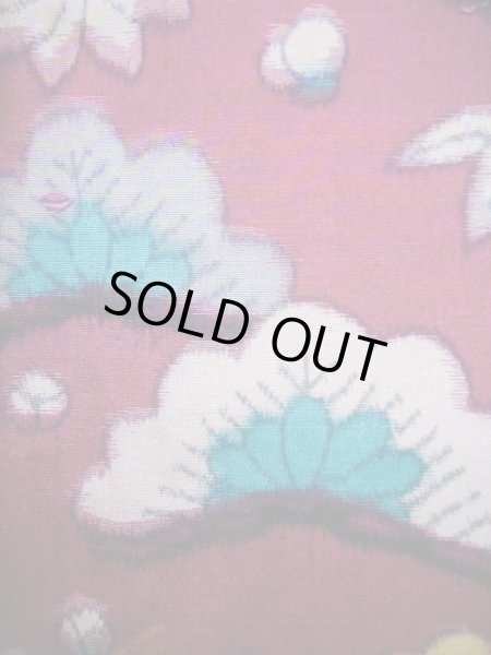 画像9: J1001K  紬 女性用着物  シルク(正絹) 深い 赤みのある 紫, ぼたん 【中古】 【USED】 【リサイクル】 ★★★★☆ (9)