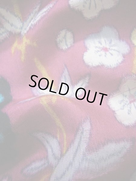 画像15: J1001K  紬 女性用着物  シルク(正絹) 深い 赤みのある 紫, ぼたん 【中古】 【USED】 【リサイクル】 ★★★★☆ (15)