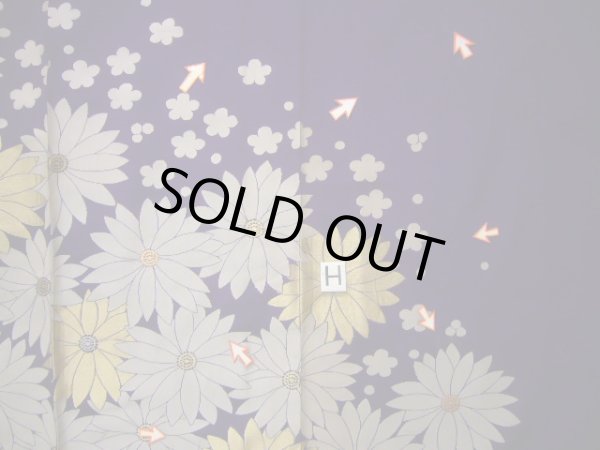 画像22: J1007L  訪問着 女性用着物  シルク(正絹) 深い  紫, 花 【中古】 【USED】 【リサイクル】 ★☆☆☆☆ (22)