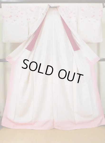 画像3: J1007P  訪問着 女性用着物  シルク(正絹) 淡い 薄い クリーム, ぼたん 【中古】 【USED】 【リサイクル】 ★★★☆☆ (3)