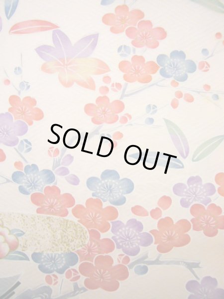 画像11: J1007P  訪問着 女性用着物  シルク(正絹) 淡い 薄い クリーム, ぼたん 【中古】 【USED】 【リサイクル】 ★★★☆☆ (11)